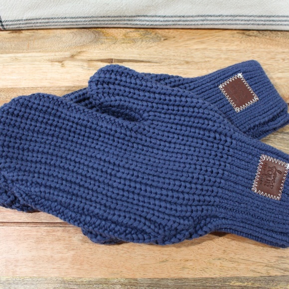 Love Your Melon Accessories - Love Your Melon Mittens Blue EUC